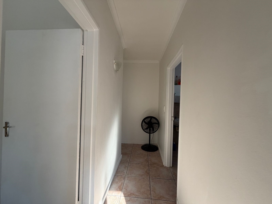 2 Bedroom Property for Sale in Gordons Bay Central Western Cape